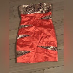 Sequin Strapless Coral Dress size 7 pit to pit 14in length 25in